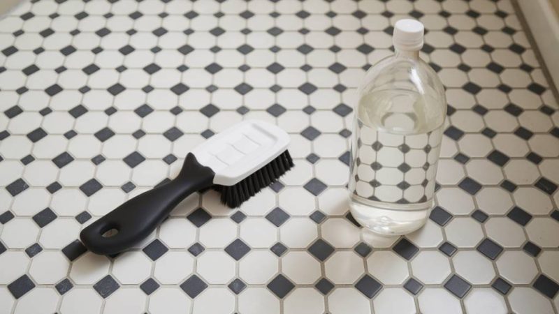 Comment nettoyer les joints de carrelage : astuces simples et efficaces